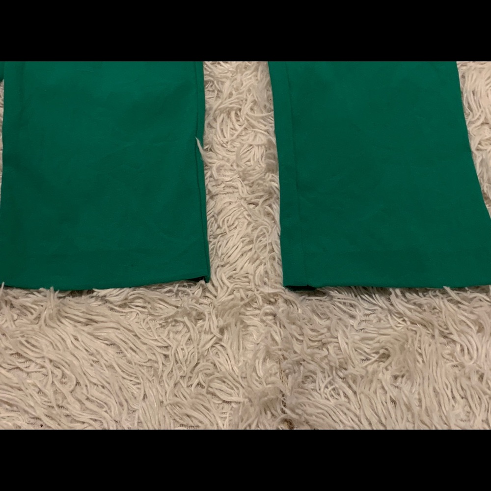 Cold-Shoulder Ruffled Jumpsuit - Picture 8 of 8